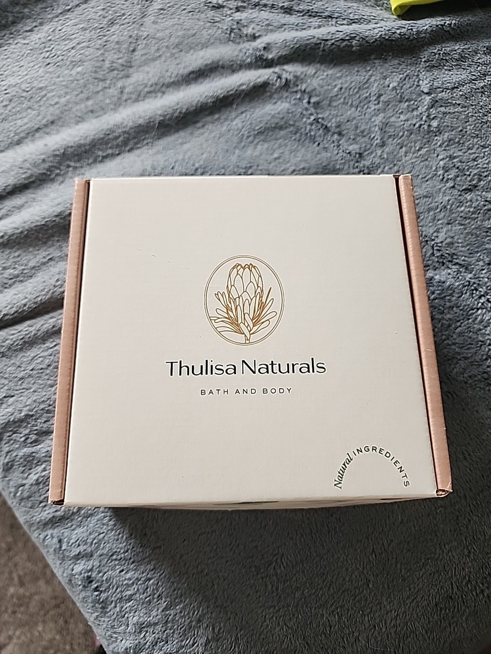 Thulisa Naturals Bath & Body Gift Box — White with Rose Gold Accents Spa Kit
